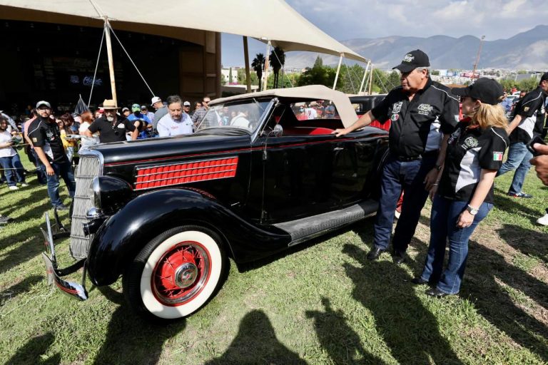 Un éxito Expo de Autos Clásicos en Saltillo