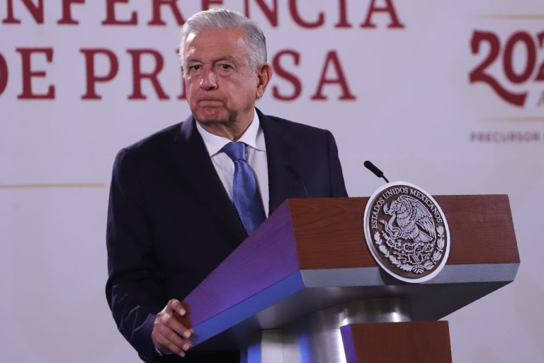 Busca con “pobreza franciscana” limitar gastos del gobierno federal