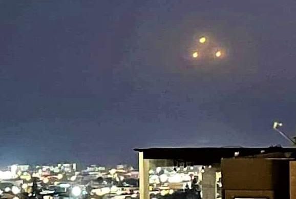 Esto fue lo que provocó las luces en el cielo de California y BC