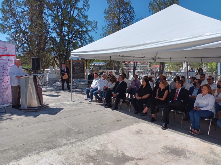 Conmemoran en Saltillo vigésimo cuarto aniversario luctuoso de don Óscar Flores Tapia