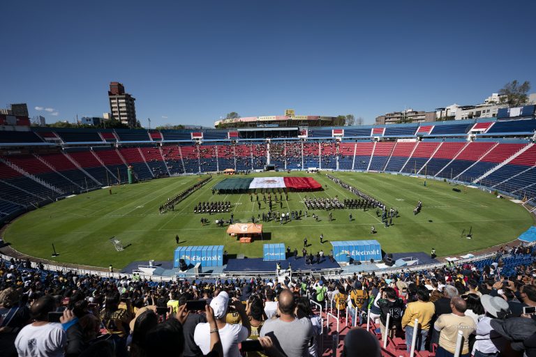 Listo predictamen en Senado para regular venta de alcohol en estadios