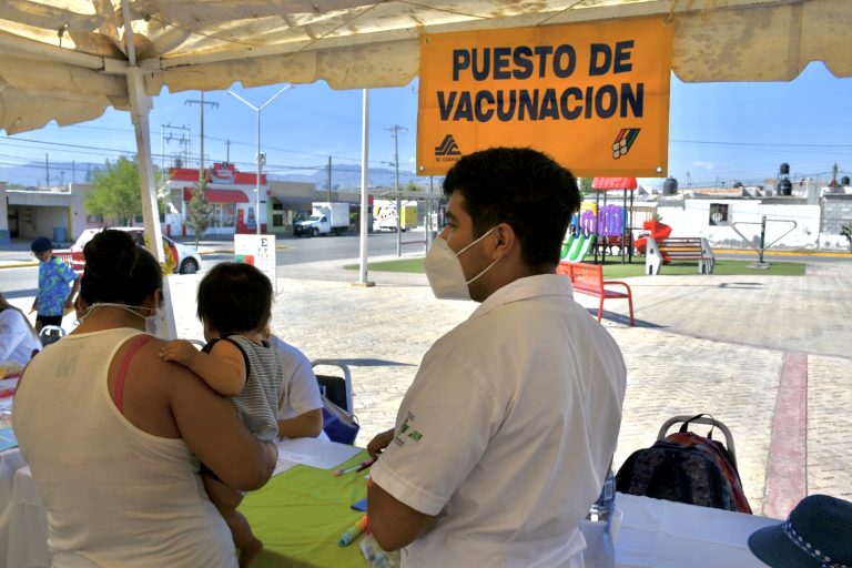 Ramosarizpenses responden a brigada de salud 