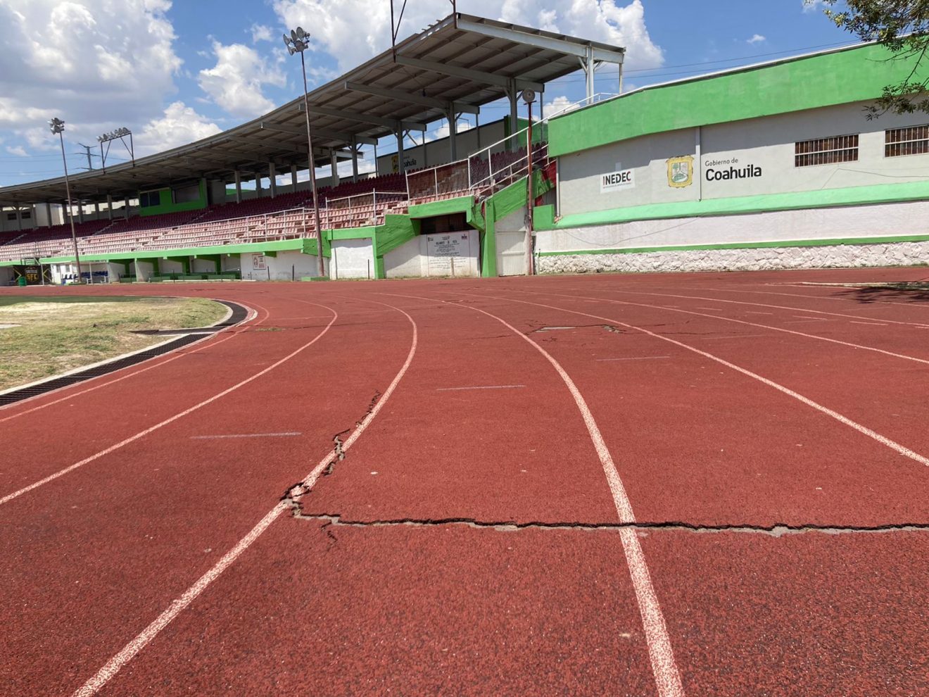 Rehabilitarán Pista De Atletismo Del Estadio Olímpico De Saltillo