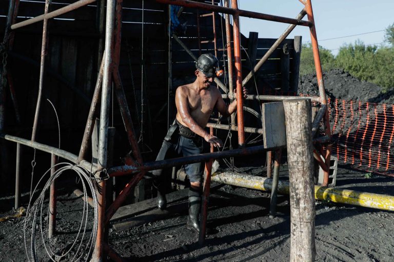 “No todos son aptos para este trabajo”: mineros