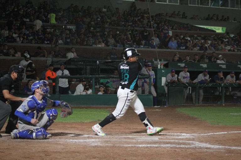 Acereros rompe duelo monticular de la quinta al ganar 10 a 4 a Saraperos