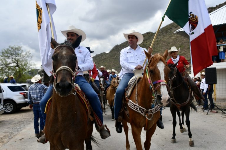 Un éxito Primera Cabalgata de Ramos Arizpe