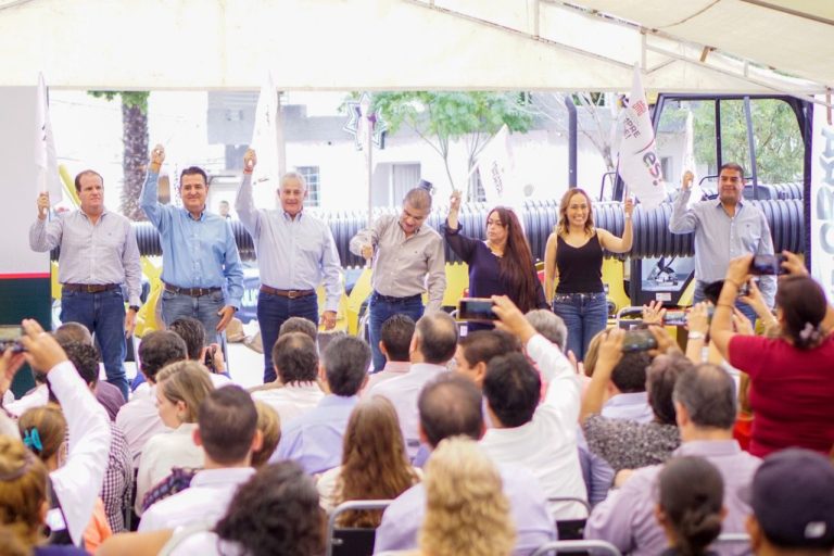 Arranca Riquelme y Román construcción de drenaje pluvial en la Región Laguna