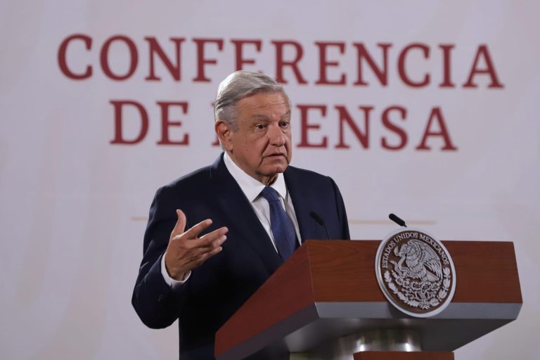 Sí hay periodistas asesinados, pero ninguno por el Estado: López Obrador