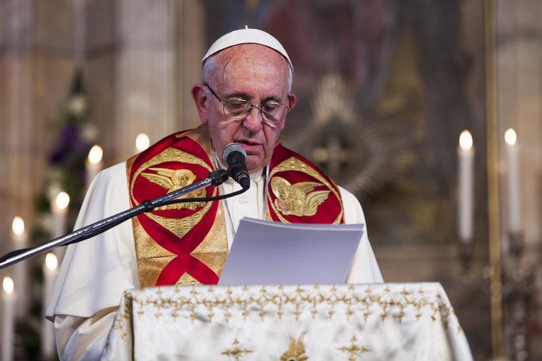El papa Francisco condena la crueldad de la guerra de Ucrania: “los inocentes pagan la guerra”