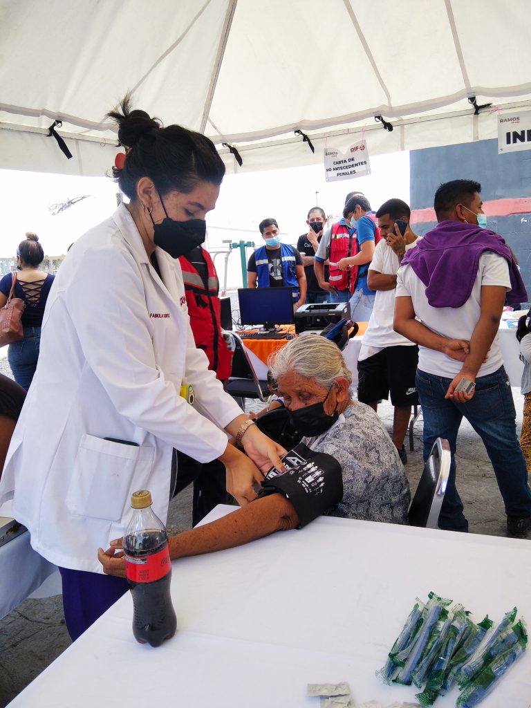 Llega Brigada de Salud a colonia El Cura en Ramos Arizpe