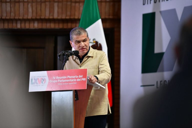 Pide Riquelme a legisladores federales del PRI no ser cómplices de iniciativas que pongan en riesgo a México