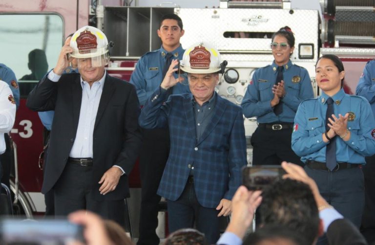 Pueblo y Gobierno de Coahuila reconocen la labor de los bomberos: MARS