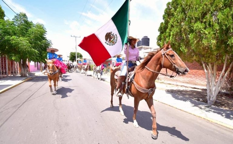 Responden favorablemente a convocatoria para primera cabalgata en Ramos Arizpe 