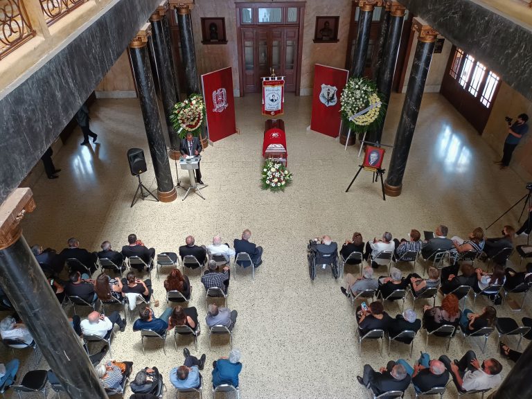 Rinden homenaje póstumo a don Jesús Santos Méndez en el Ateneo Fuente 