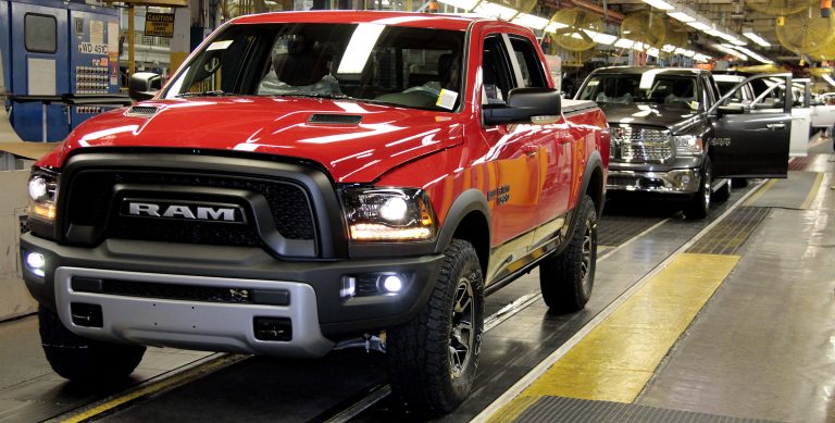 Viene otra inversión de miles de millones de dólares para Saltillo   