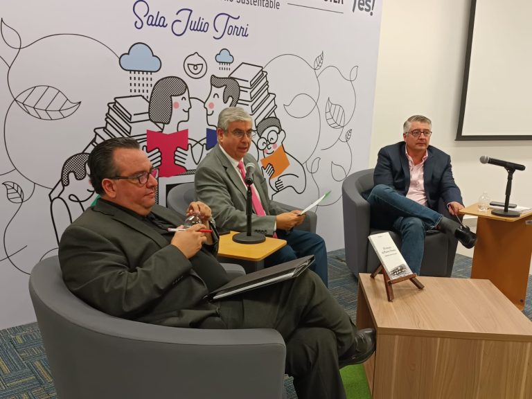 Presentan en la FILC 2022 el libro «El trenazo de Puente Moreno”