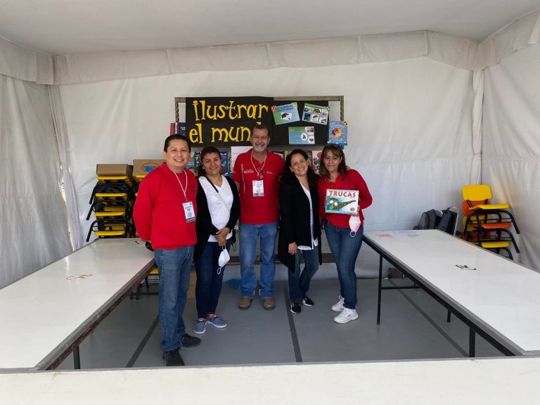 Bibliotecarios coahuilenses, presentes en la Feria Internacional del Libro