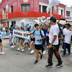 Lobos de la UAdeC regresan a las calles con desfile de bienvenida a alumnos 7