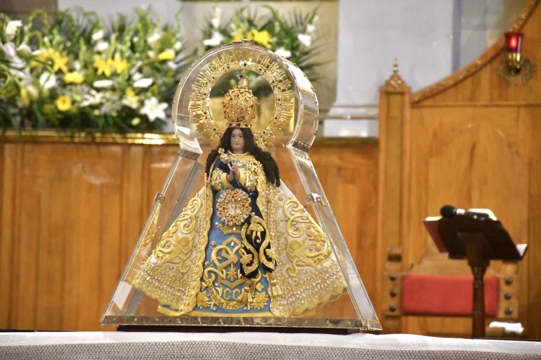 Saltillenses reciben a Nuestra Señora de Zapopan