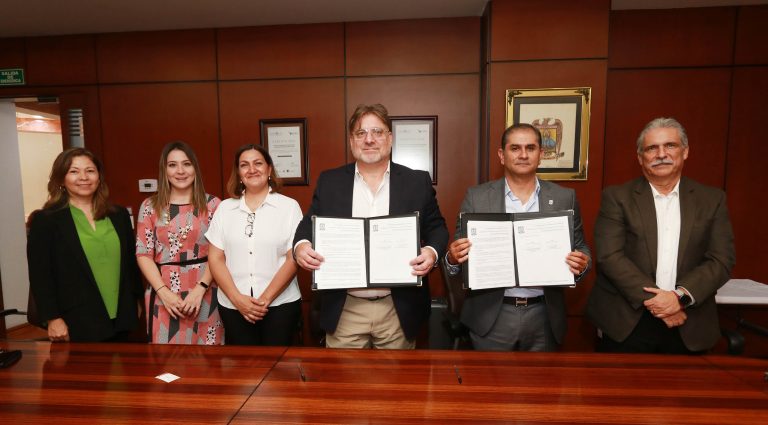  Firma UA de C convenio de colaboración con The Anglo Mexican Foundation