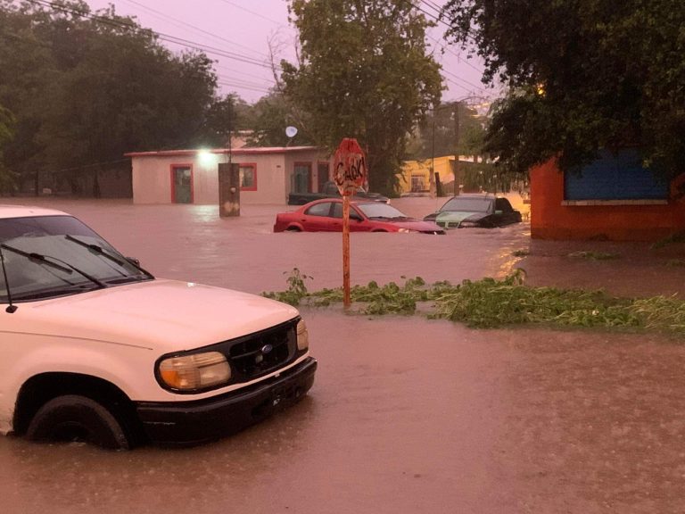 Fuertes lluvias inundan Múzquiz; implementan plan de contingencia