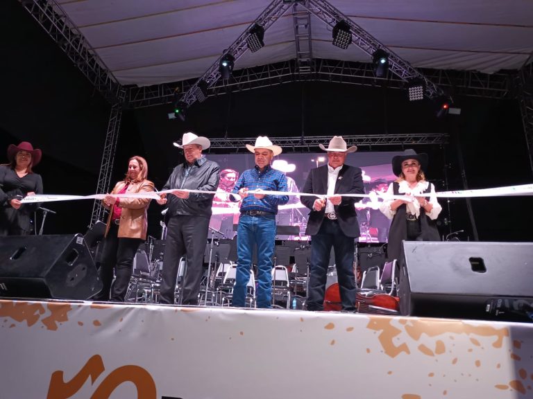 Inicia el fin de semana más vaquero; inaugura gobernador el Festival de Rodeo Saltillo 2022