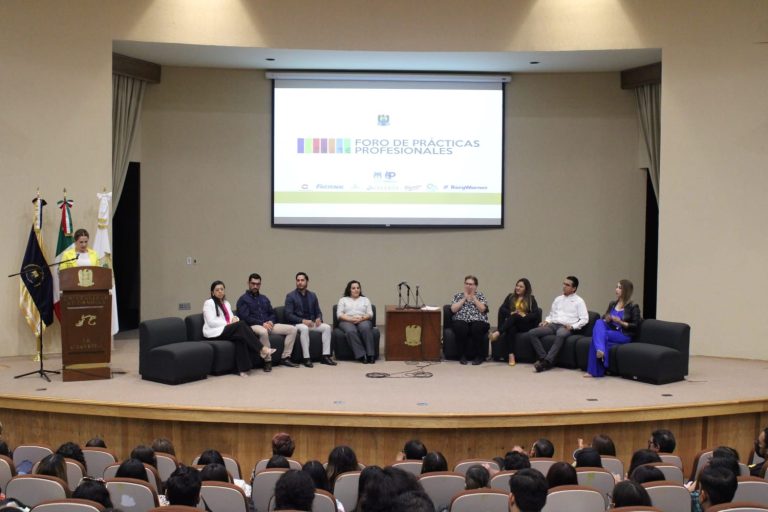 Realizan en la UA de C Unidad Torreón el Foro de Prácticas Profesionales