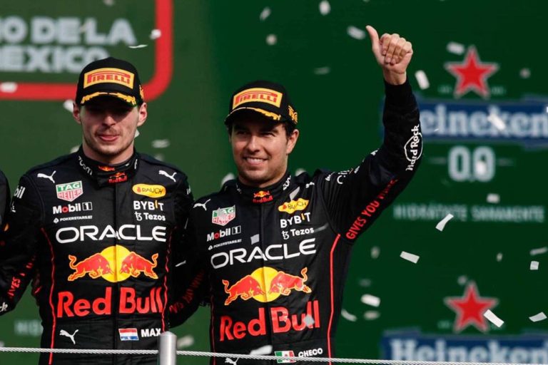 «Checo» Pérez queda tercero en el GP de México