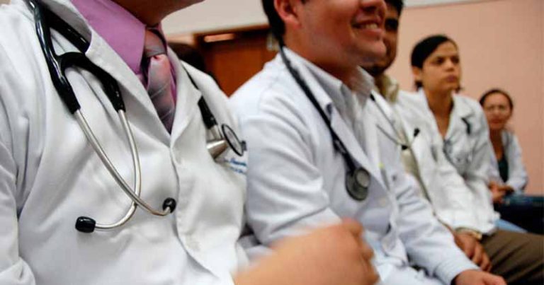 4 de cada 10 alumnos de Medicina sufren acoso sexual