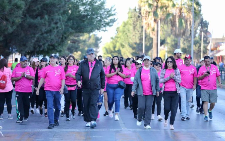Apoya Chema Fraustro la lucha contra cáncer de mama