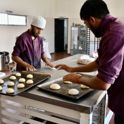 Centro ‘Esperanza y Nueva Vida’ comenzará elaboración de pan de muerto para solventar gastos 7