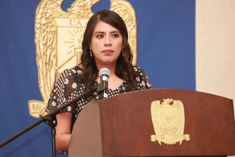 Es la Dra. Shaila Esquivel Álvarez la primera mujer en ser elegida como directora de la Facultad de Odontología