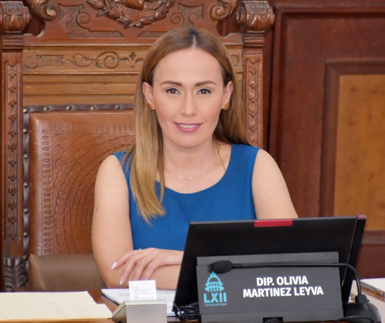 Exhorta diputada Olivia Martínez a la SEP reforzar apoyos para adquisición de uniformes y útiles escolares