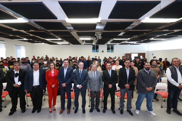 Firma UAdeC convenio de alianza con la empresa Magna Servicios de México