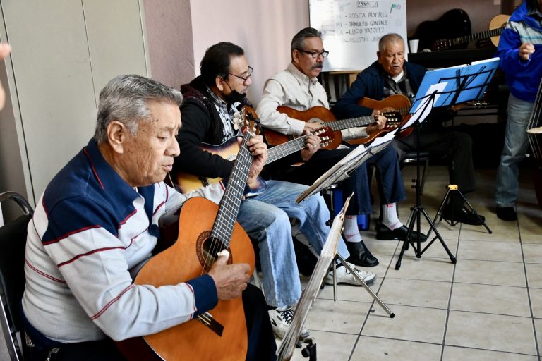 Se eleva número de beneficiarios en talleres impartidos en Casa del Adulto Mayor de Ramos Arizpe