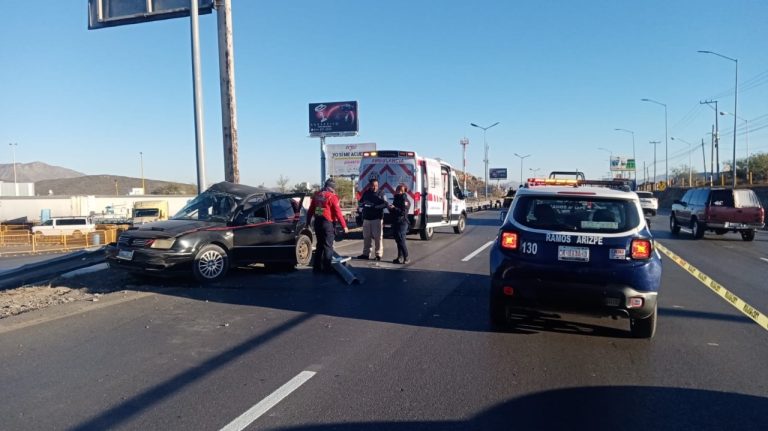 Accidente automovilístico frente a De Acero deja sin vida a hombre