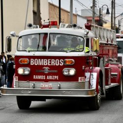 Celebran en Ramos Arizpe tradicional desfile revolucionario 26