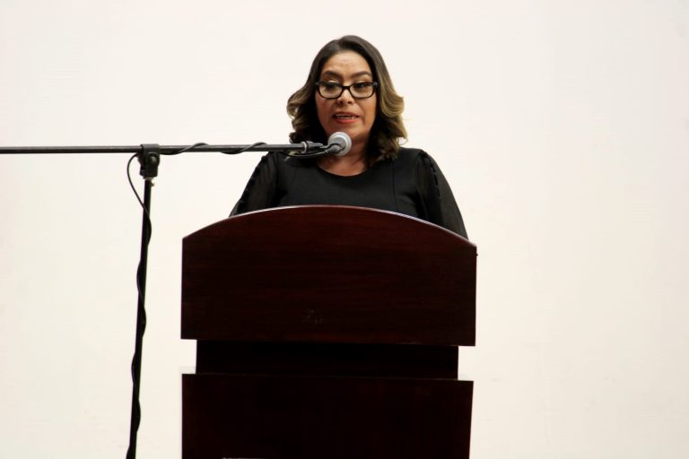 Destaca crecimiento académico en el segundo informe de actividades de la Directora de FCA Torreón