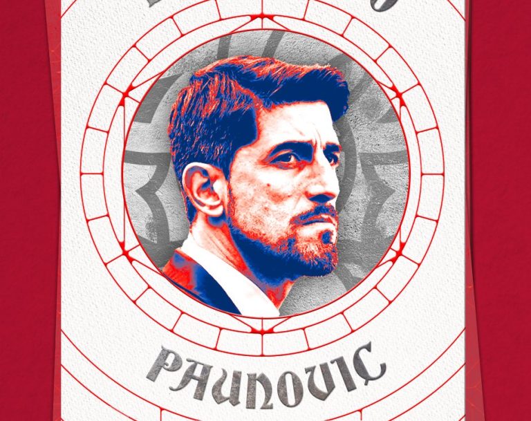 Las Chivas del Guadalajara presentan nuevo director técnico, el serbio Veljko Paunovic