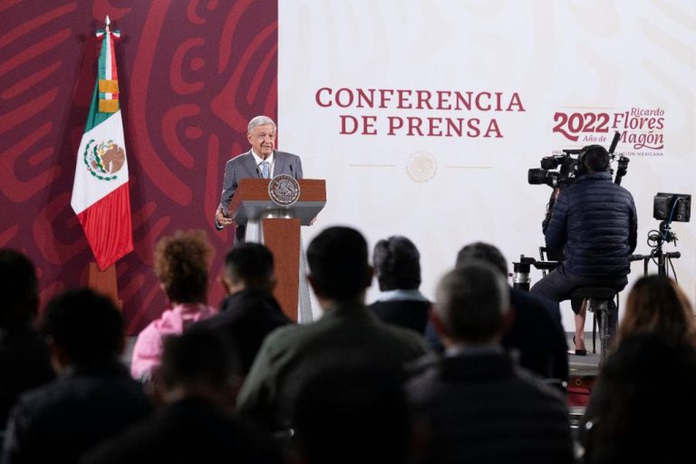 López Obrador anuncia marcha del Ángel al Zócalo por cuarto año de gobierno