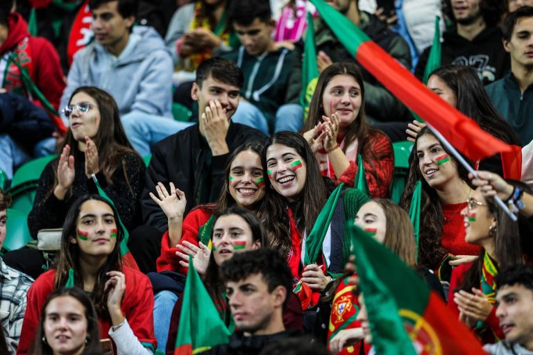 Qatar prohíbe la cerveza en los estadios