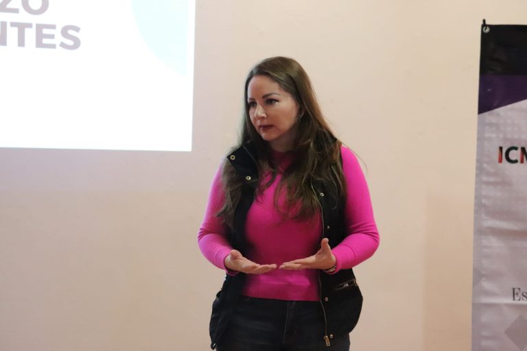 Capacita Instituto Coahuilense de las Mujeres a policía de Parras