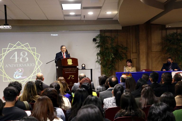 Celebran el 48 aniversario del IDEA Saltillo, referente de flexibilidad académica e innovación en la UA de C