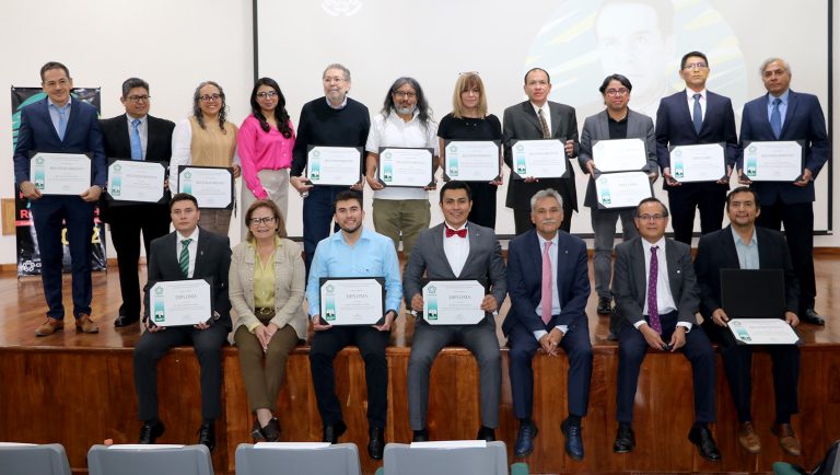 Entrega Cinvestav premio Arturo Rosenblueth a las mejores tesis de doctorado