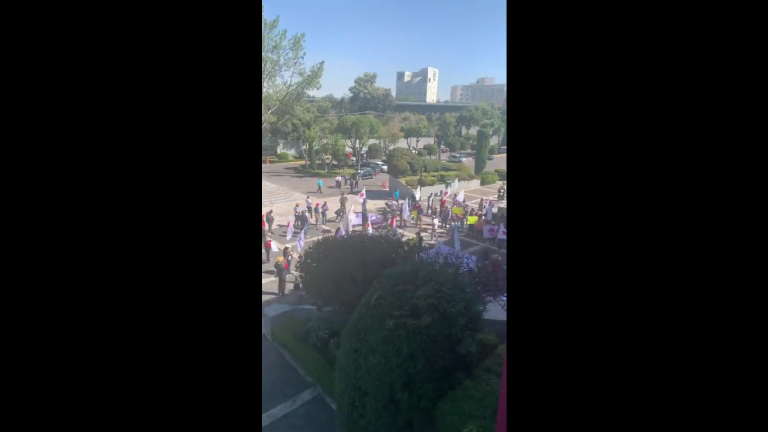 Irrumpen en oficinas centrales del INE en CDMX