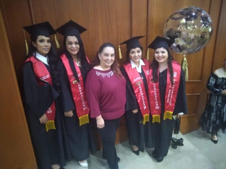 Usuarias del CJEM Coahuila culminan su licenciatura