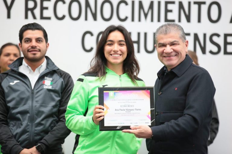 Entrega Riquelme el Premio Estatal del Deporte Coahuila 2022