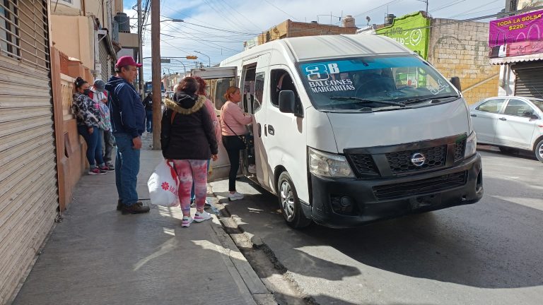 Sufren saltillenses por falta de unidades de transporte público