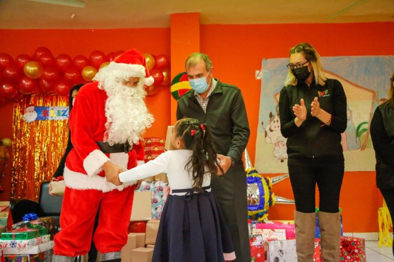 Celebra DIF Coahuila a las niñas, niños y adolescentes de sus albergues