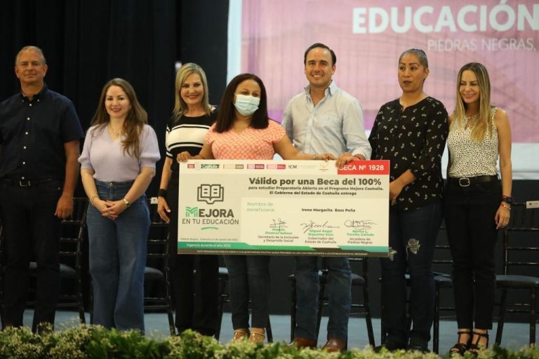 Educación Coahuila invita a mujeres a concluir preparatoria gratuita